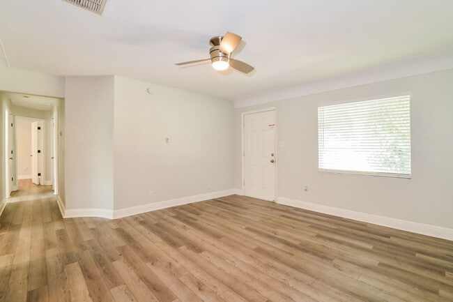 Photo - 6630 Westmont Dr