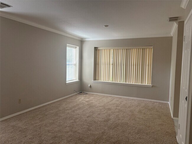 Photo - 16835 Goodfield Ct