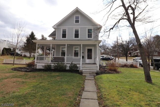 Photo - 236 W Main St