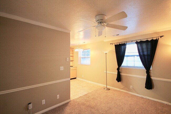 Photo - 2 Bedroom Condo in the Heart of Provo - Av...