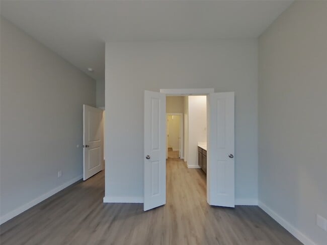 Photo - 2415 Cohorn Trl