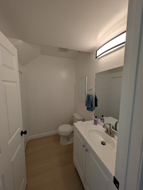 Photo - 11035 Moorpark St