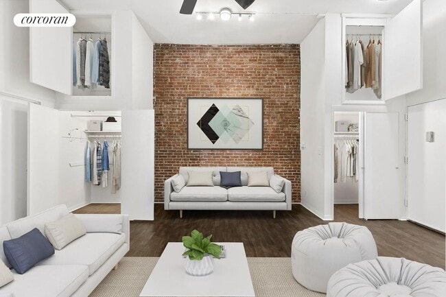 Photo - 10 W 87th St