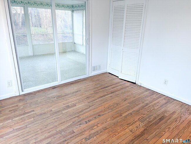 Photo - 126 Skipper St