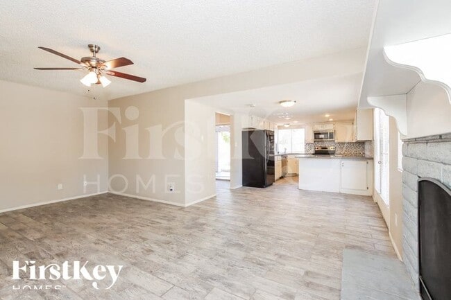 Photo - 3802 W Juniper Ave