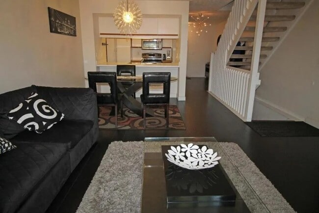 Photo - 5702 Mango Ln