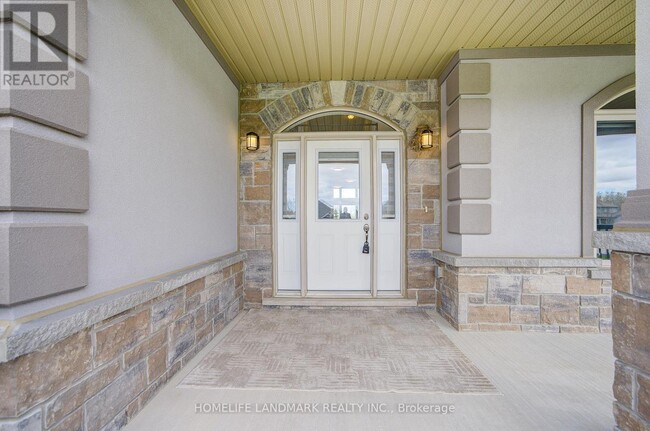Photo - 295 Sunnybrae Ave