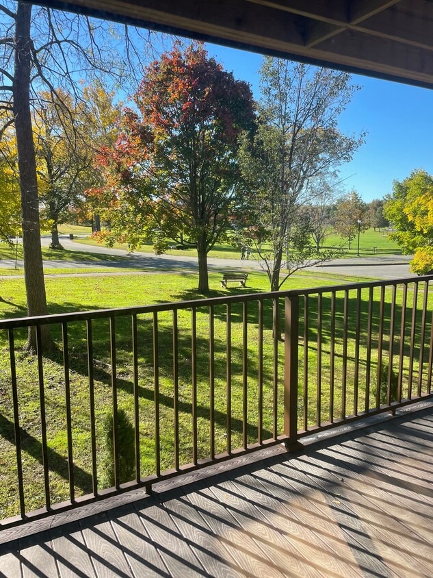 Photo - 45 Park Pl (New Britain, CT)