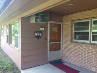 Building Photo - 401 Jd Rd Unit 2-D Rental