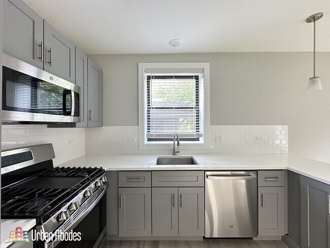 Photo - 1137 Oak Ave