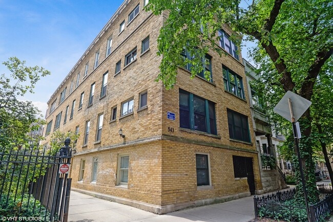 Photo - 543 W Fullerton Pkwy Apartment Unit G