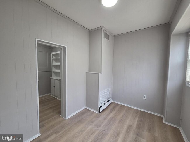 Photo - 633 E Allegheny Ave
