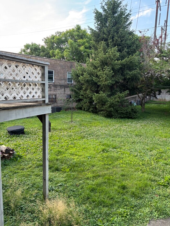 Photo - 17 E Glenside Ave Unit 1 - Available 7-1-26