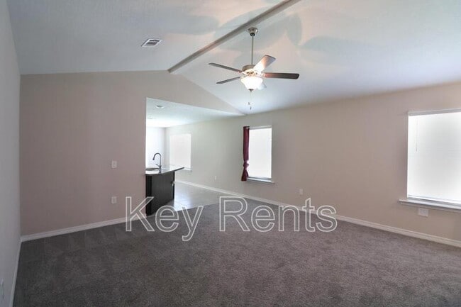 Photo - 1285 Mills Ave