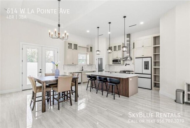 Photo - 614 W La Pointe Ave