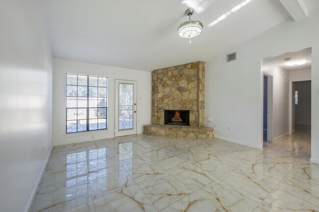 Photo - 3203 Golden Willow Dr