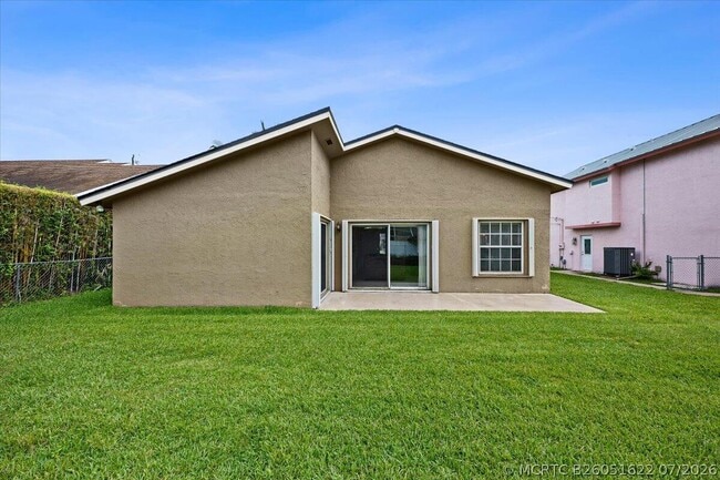Photo - 6397 Garrett St