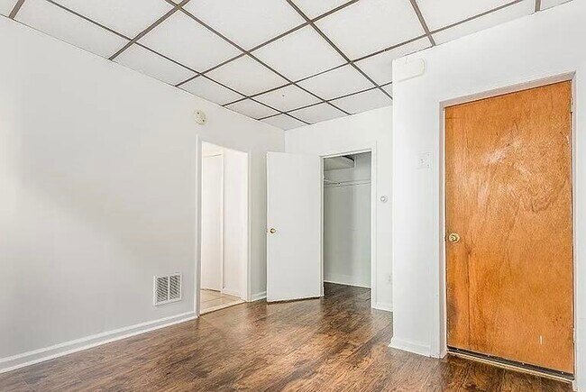 Photo - 385 Princeton Ave Unit 2