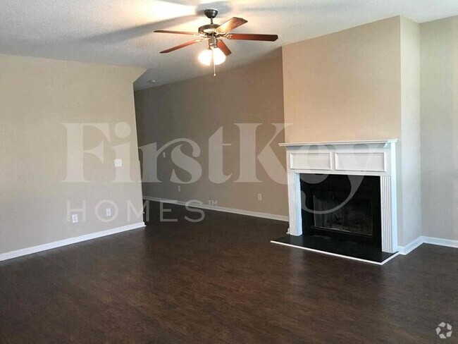 Building Photo - 171 Stillwood Dr Rental