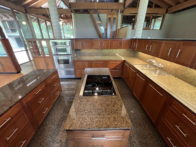 Photo - 1901 Miller Landing Rd