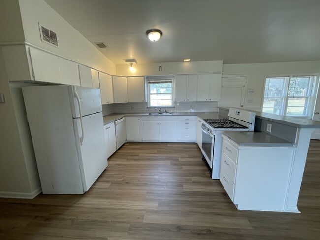 Photo - 4-Bedroom, 1.5 Bath Home in NW OKC