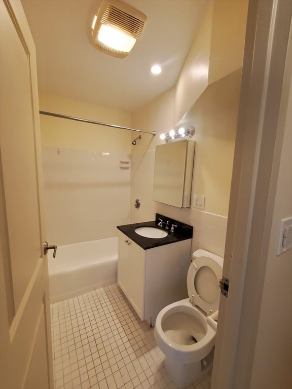 Photo - 1600 Beacon St Unit 806