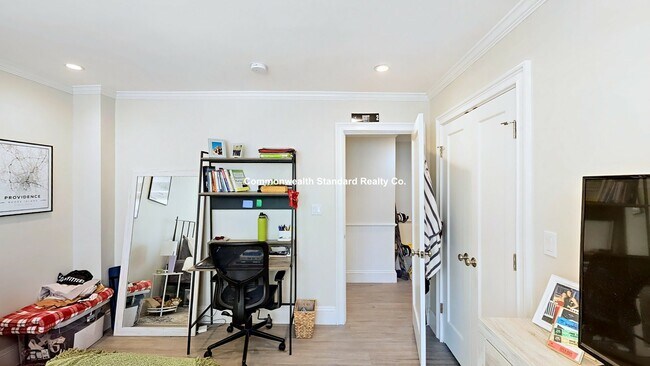 Photo - 31 Glenville Ave Unit 1