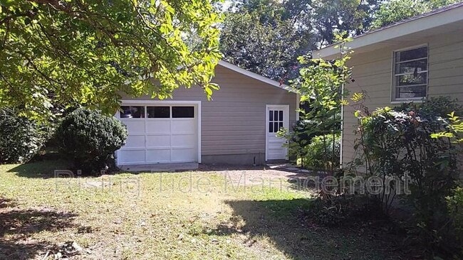 Photo - 123 Vines Ave