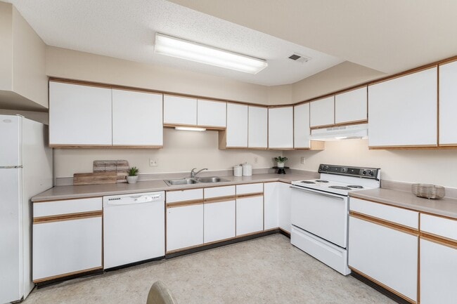Eastpointe Townhomes