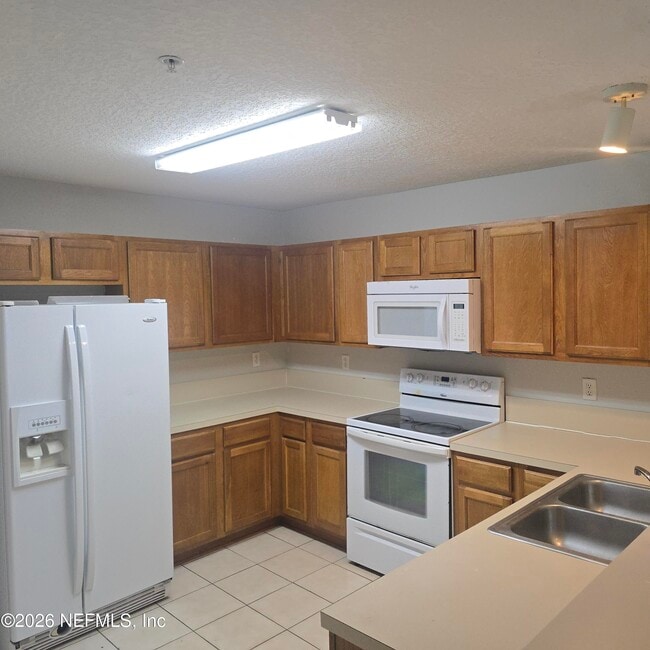 Photo - 7920 Merrill Rd Unidad 716