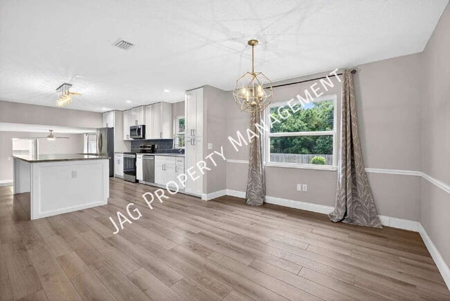 Photo - 1046 Winter Springs Blvd