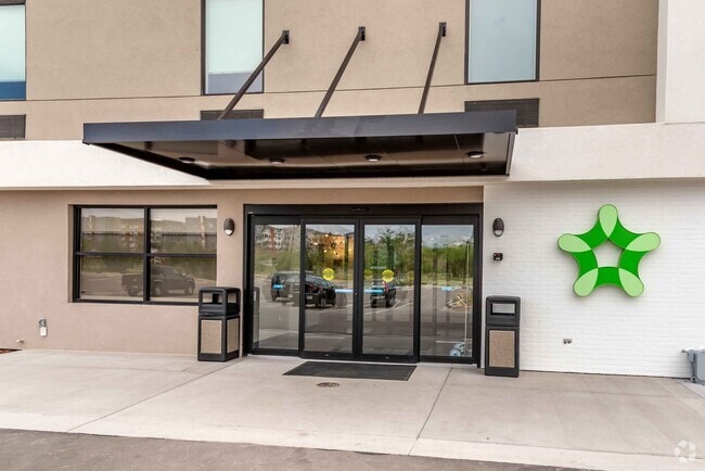 Building Photo - Furnished Studio-Colorado Springs - Center... Rental