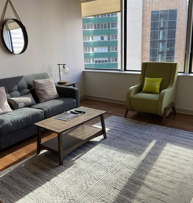 Photo - 1525 Elm St Unidad 15032