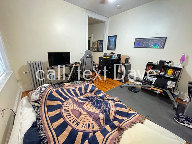 Building Photo - 313 Allston St Unit 5