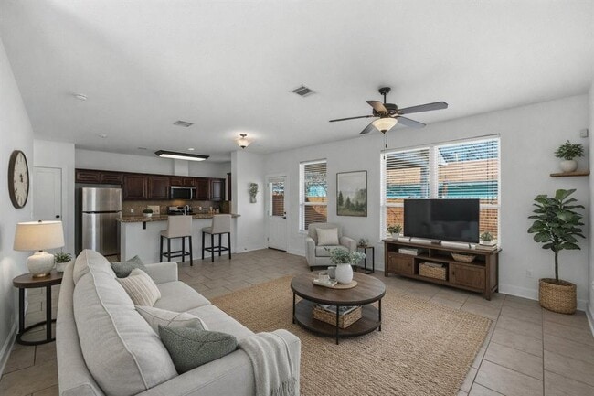 Photo - 1620 Haskell St