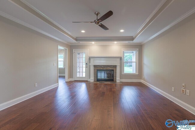 Photo - 103 Brownstone Dr