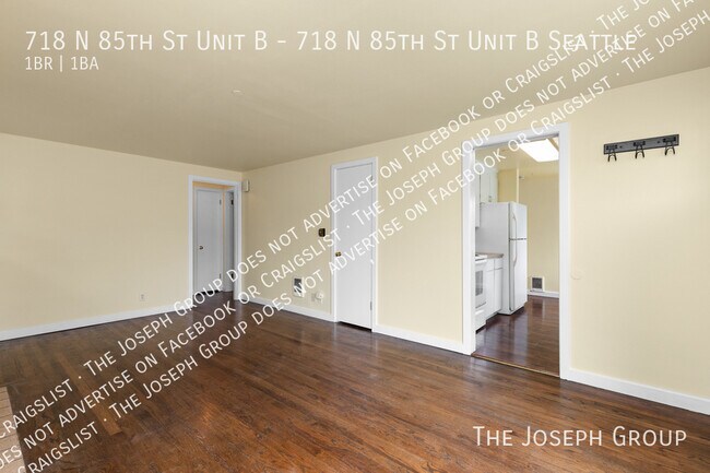 Photo - 718 N 85th St Unidad 718 N 85th St B Seattle