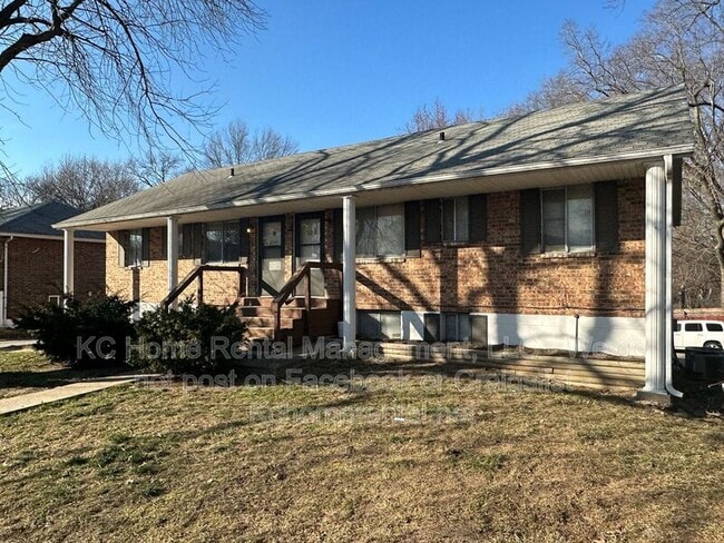 Photo - 2210 NE 77th St