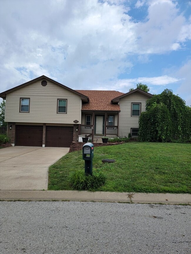 Large Home for Rent in Independence - Large Home for Rent in Independence