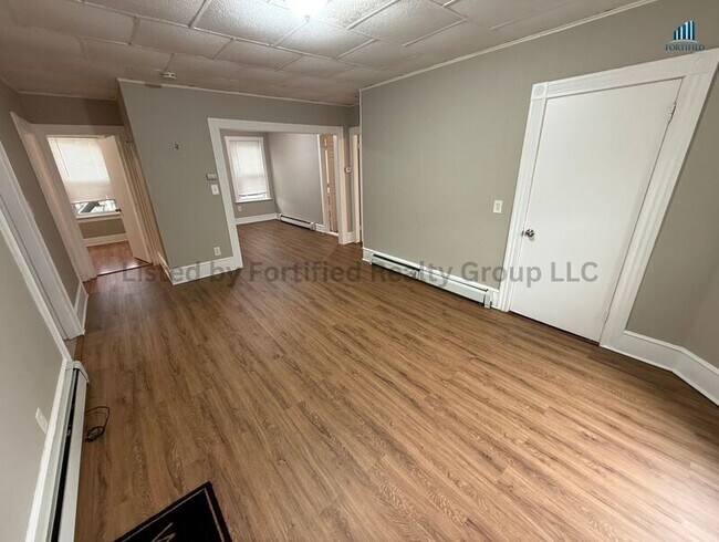 Photo - 139 Oliver St Unit Apt 1