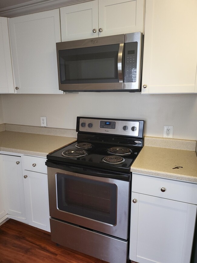 Photo - 110 E South St