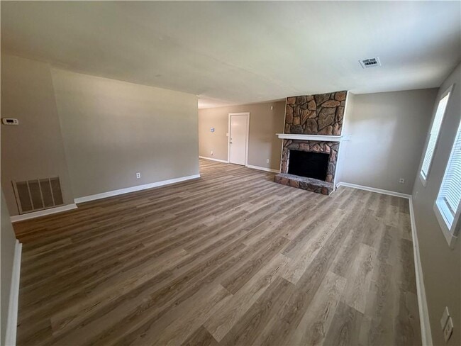 Photo - 4125 Annistown Rd