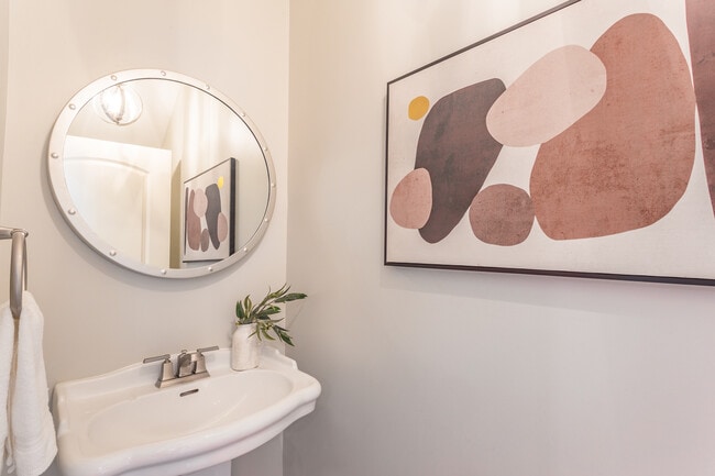 Fotografía del edificio - 274 Trunk St NE Unidad 274