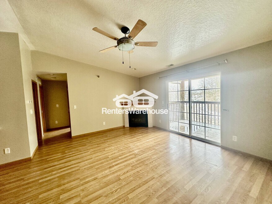 5924 Sutton Pl