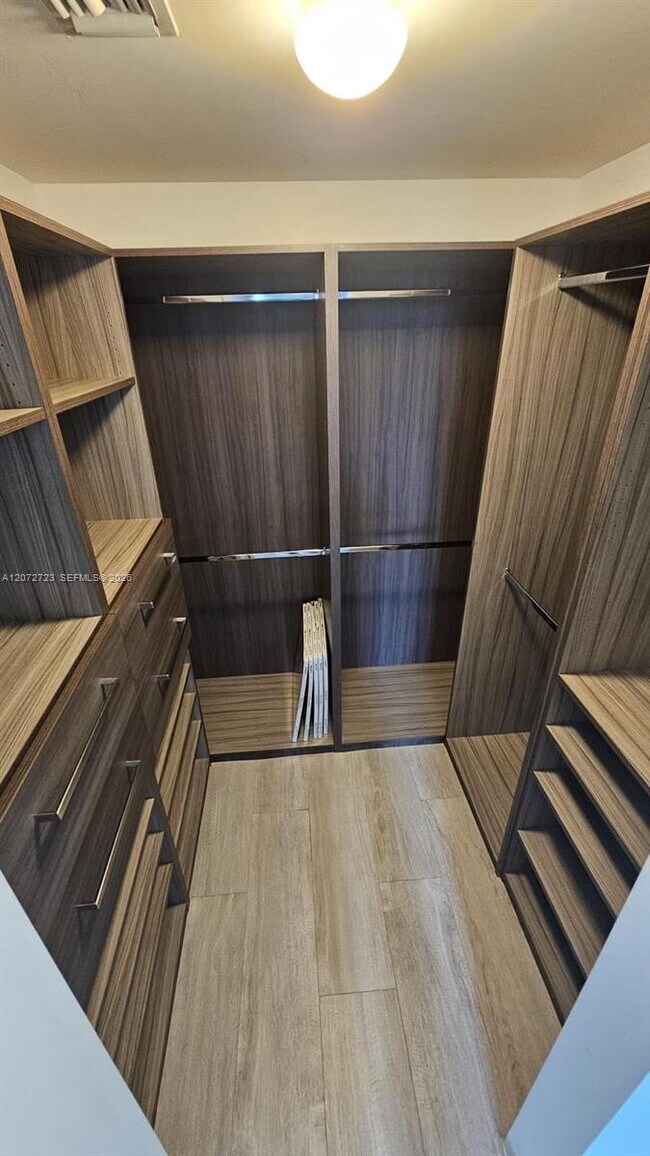 45 SW 9th St Unit 2102