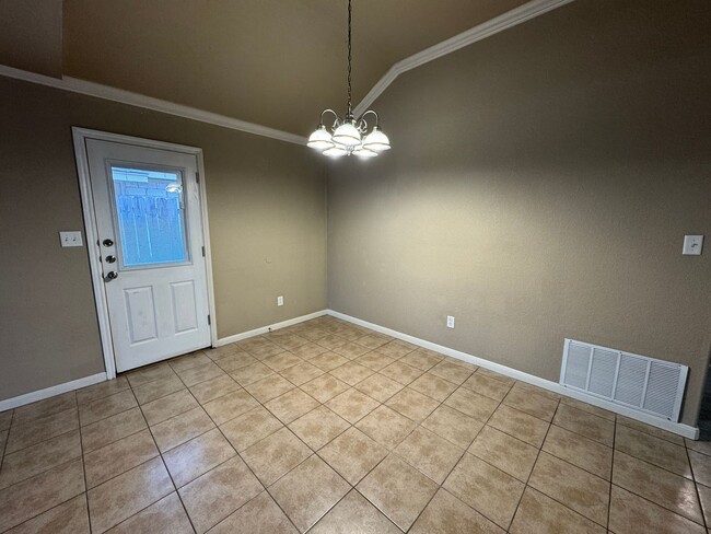 Photo - 1208 Powder River Dr Unidad A