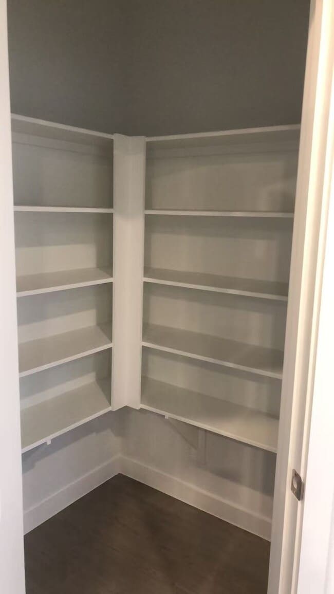 Photo - 421 Robin Ct