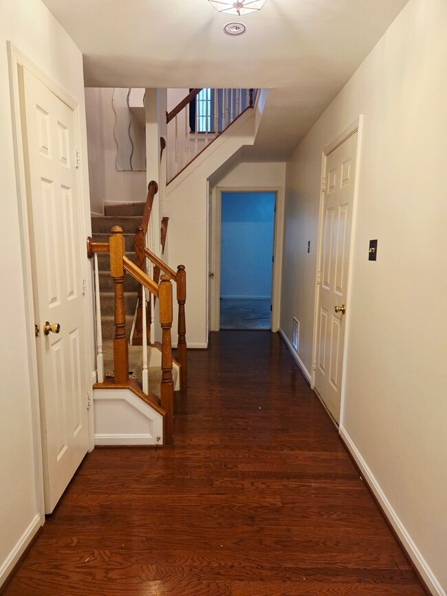 Photo - 2470 Clover Field Cir