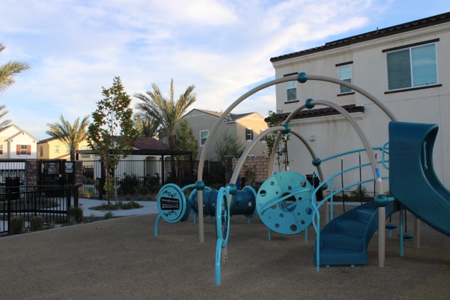 Photo - 26840 Red Dr