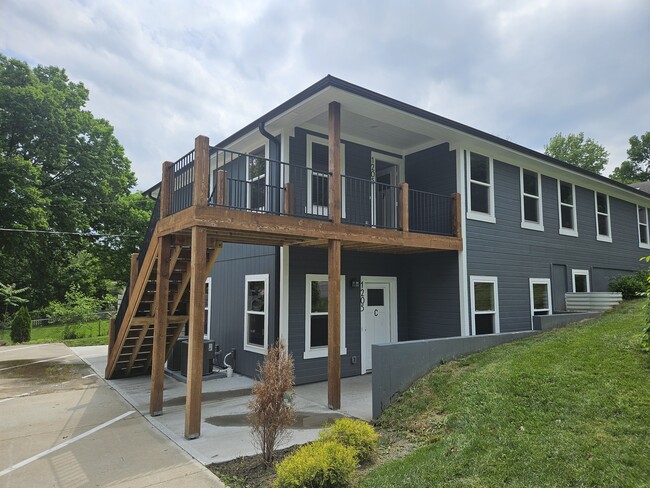Oak Grove - Oak Grove Condo